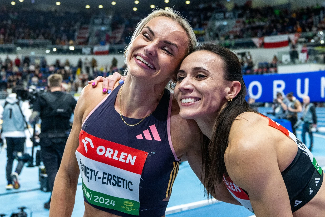 Justyna Święty-Ersetic i Marika Popowicz-Drapała
