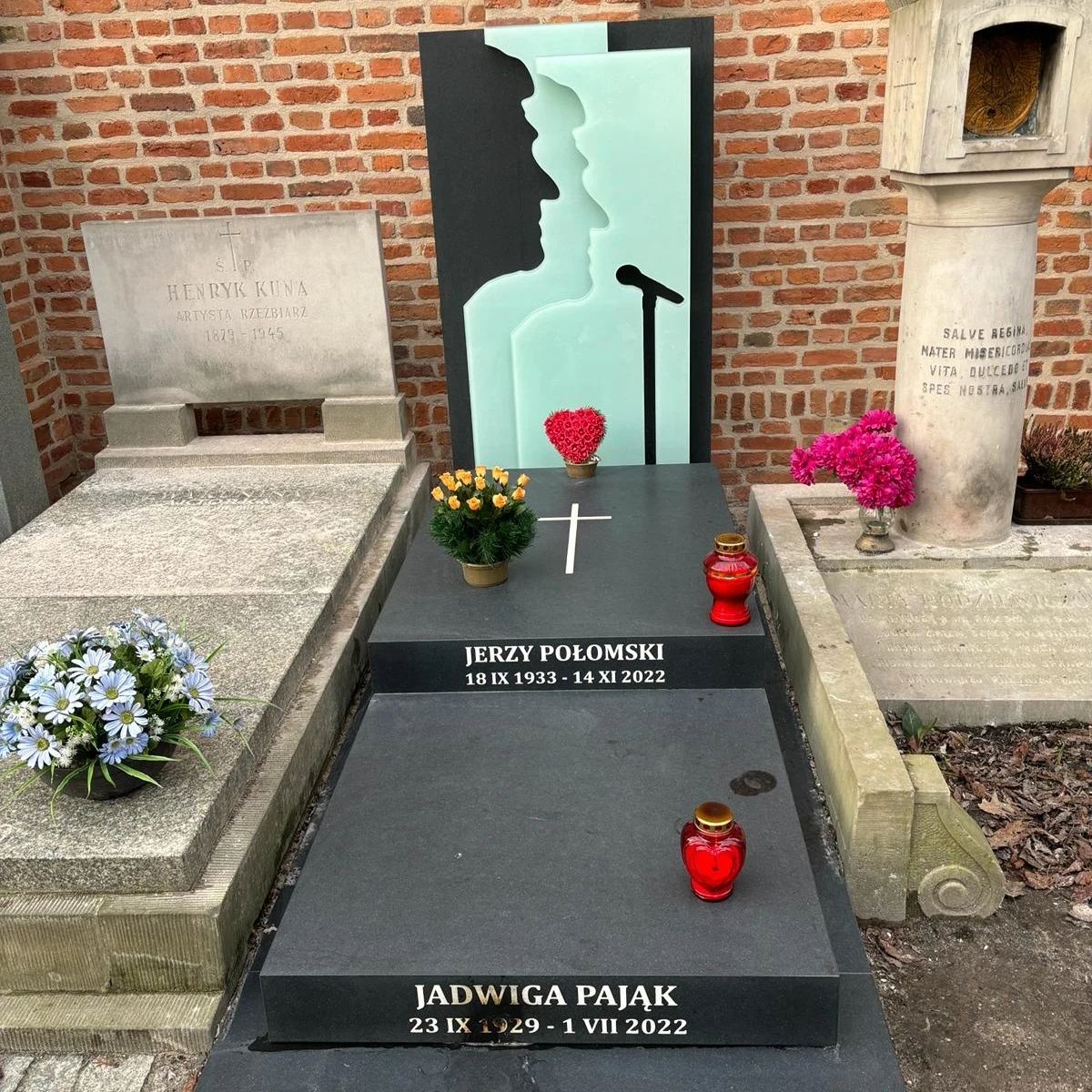 Nagrobek Jerzego Połomskiego Nagrobek Jerzego Połomskiego