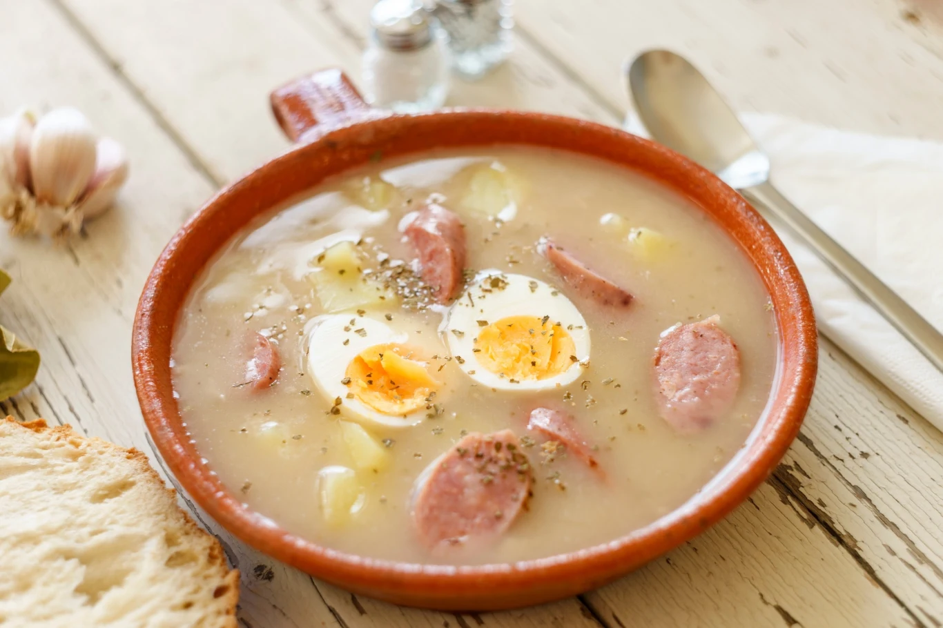 Najlepszy żurek wielkanocny wychodzi z domowego zakwasu Najlepszy żurek wielkanocny wychodzi z domowego zakwasu