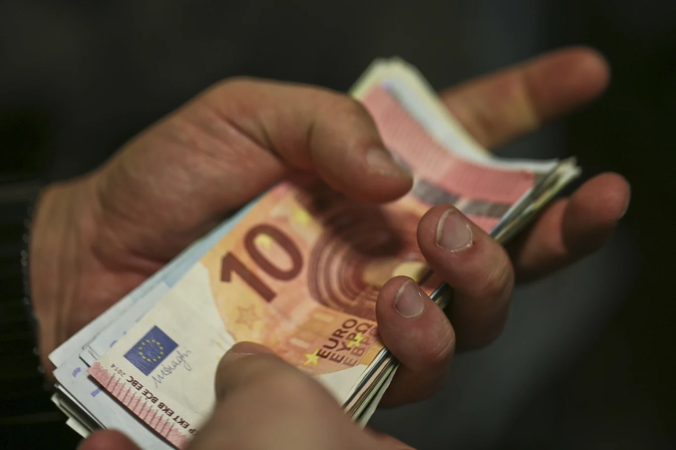 Zarobki w Niemczech nadal są dla Polaków atrakcyjne Zarobki w Niemczech nadal są dla Polaków atrakcyjne