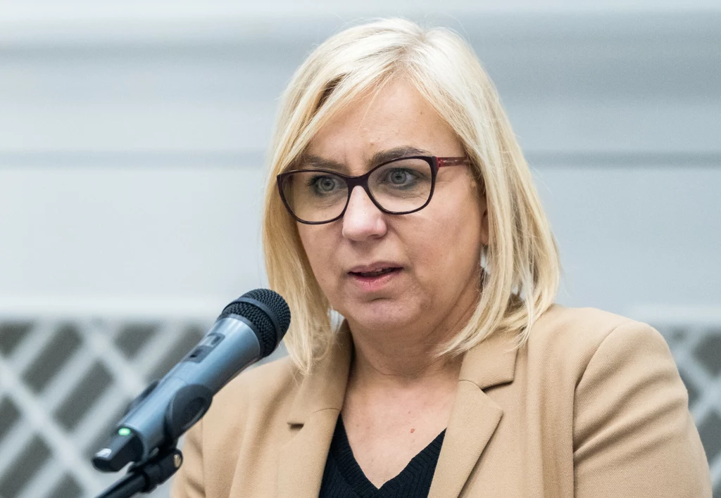 Minister Paulina Hennig-Kloska zapowiada reaktywację ustawy wiatrakowej