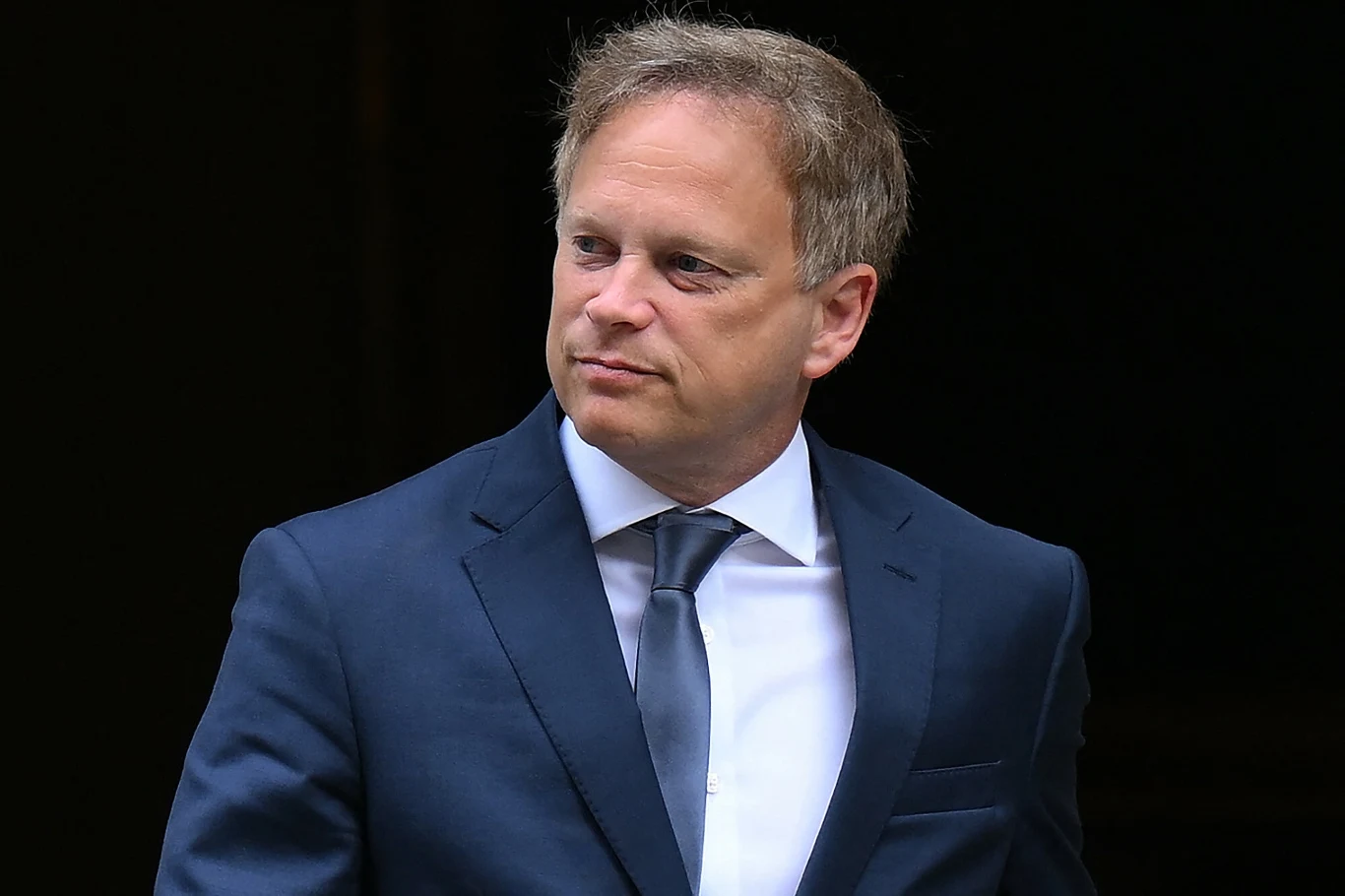 Przełomowa technologia pomoże Ukrainie? Chodzi o drony ze sztuczną inteligencją. Brytyjski minister obrony Grant Shapps (na zdjęciu) zapowiedział, że Kijów otrzyma ich tysiące Przełomowa technologia pomoże Ukrainie? Chodzi o drony ze sztuczną inteligencją. Brytyjski minister obrony Grant Shapps (na zdjęciu) zapowiedział, że Kijów otrzyma ich tysiące