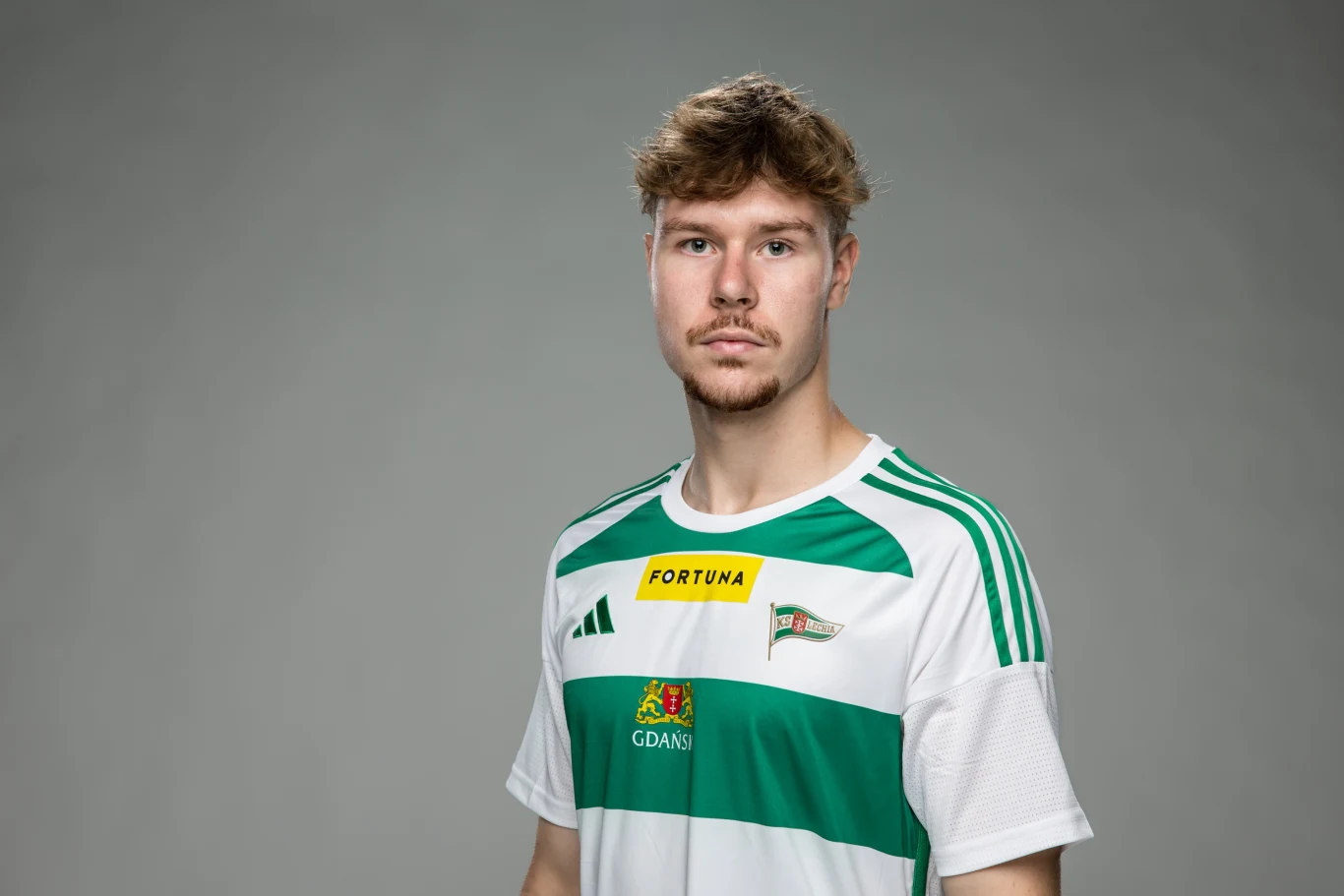 Dawid Bugaj z Lechii Gdańsk jest wychowankiem norweskiego Molde FK