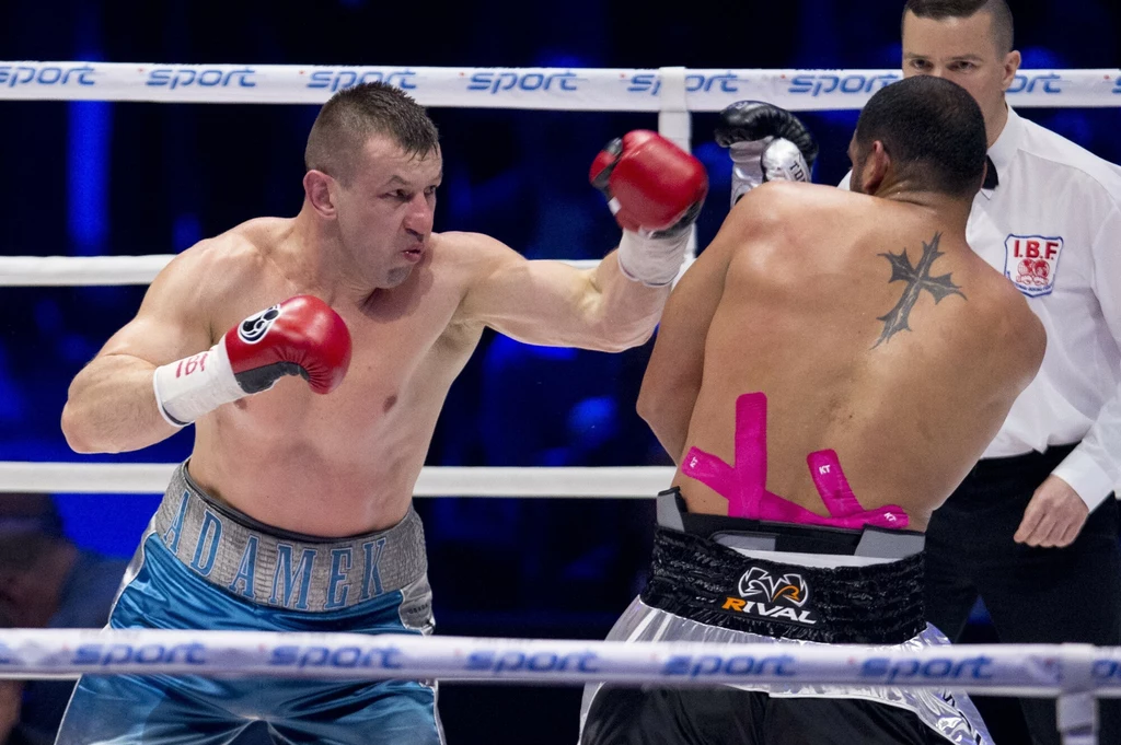 Tomasz Adamek (z lewej)