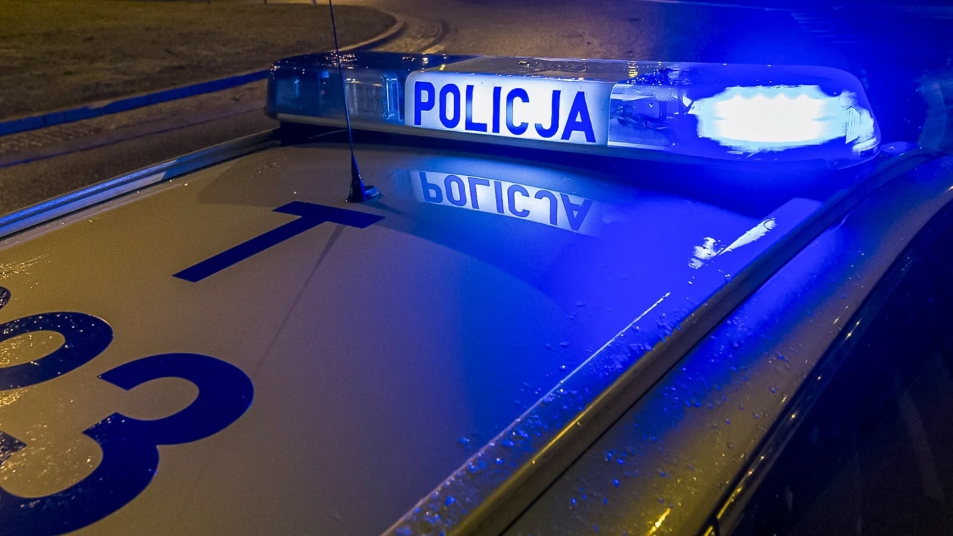 Policja zatrzymała uciekającego kierowcę. Padły strzały Policja zatrzymała uciekającego kierowcę. Padły strzały