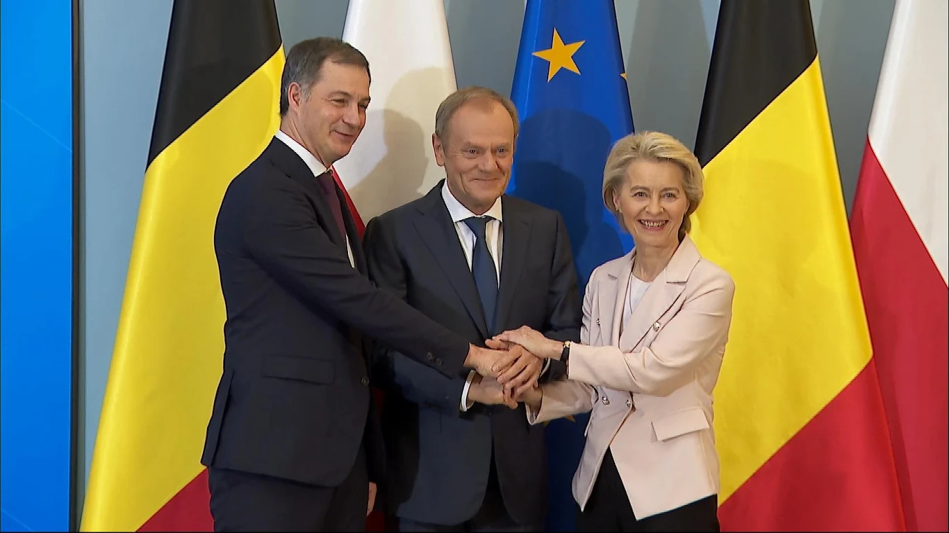 Premier Belgii Alexander De Croo, premier Donald Tusk i szefowa KE Ursula von der Leyen Premier Belgii Alexander De Croo, premier Donald Tusk i szefowa KE Ursula von der Leyen