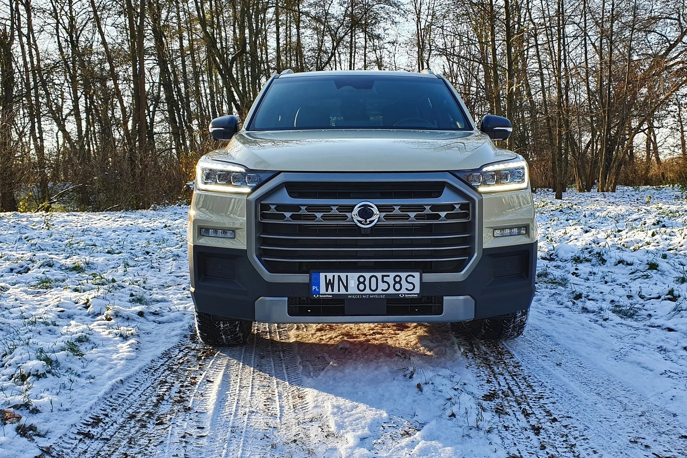 To nie Rexton, choć Musso Grand mocno go z przodu przypomina