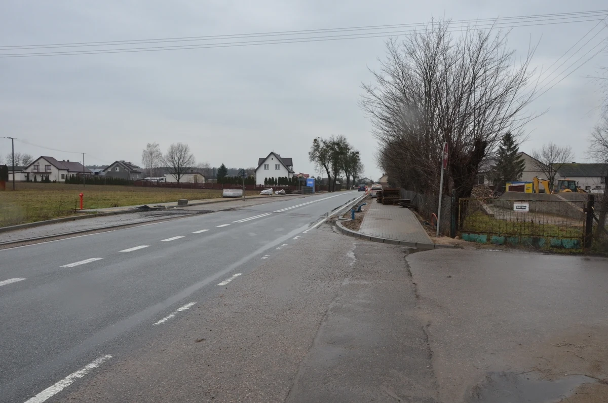 Maków Mazowiecki. Miejsce śmiertelnego potrącenia 2-latka w miejscowości Obiecanowo Maków Mazowiecki. Miejsce śmiertelnego potrącenia 2-latka w miejscowości Obiecanowo