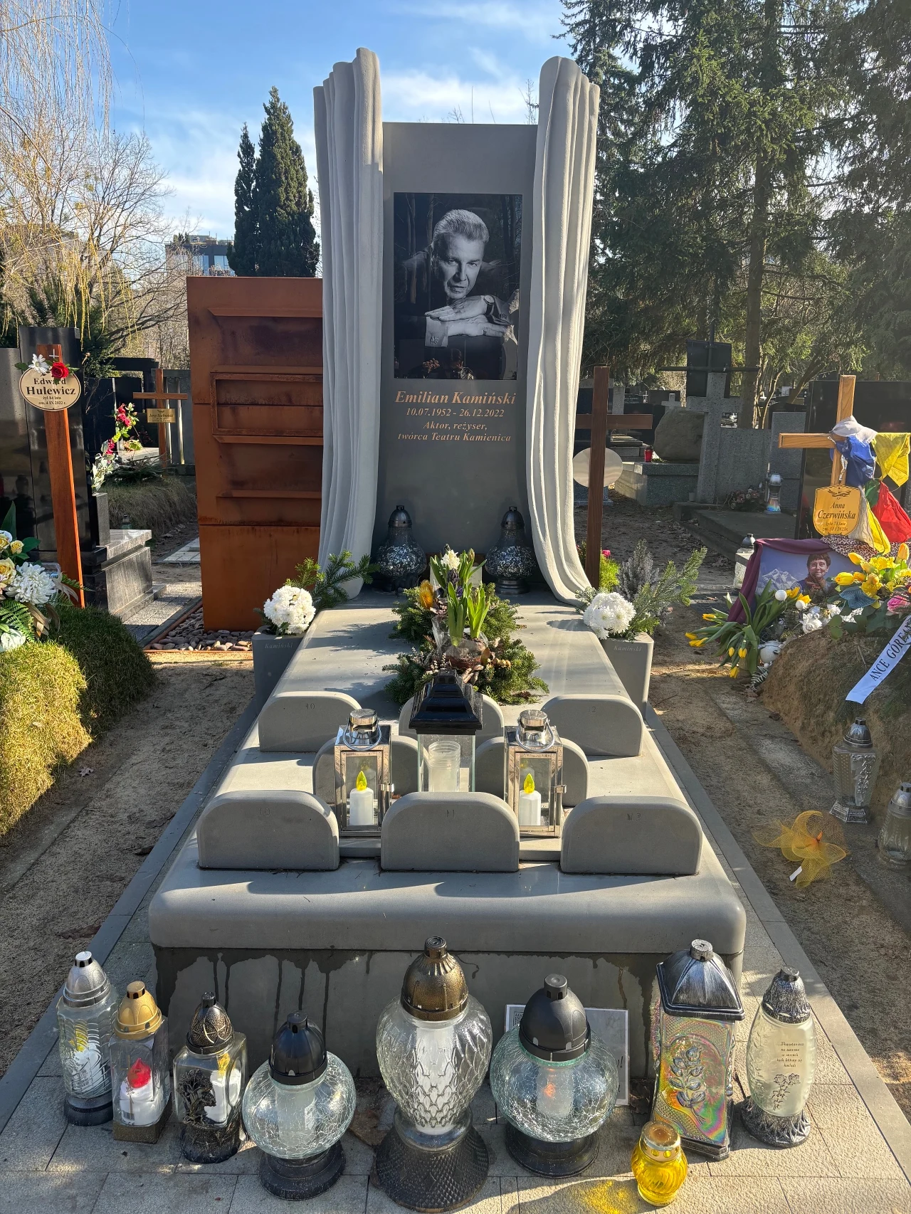 Grób Emiliana Kamińskiego Grób Emiliana Kamińskiego