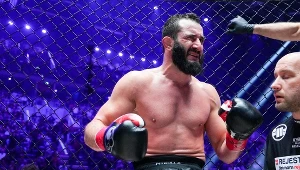 Mamed Chalidow przegrał z kontuzją, a w następstwie przed czasem z Tomaszem Adamkiem