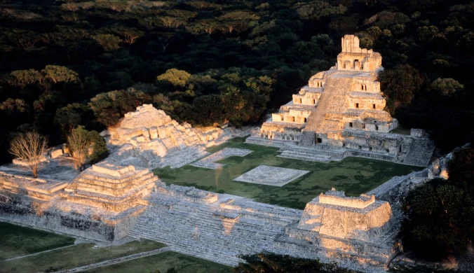 Archeolodzy odkryli tajemniczą planszę Majów ukrytą w podłodze