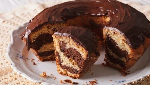 Prosty i tani przepis na łaciate ciasto twarogowe. Zawsze piekę podwójną porcję