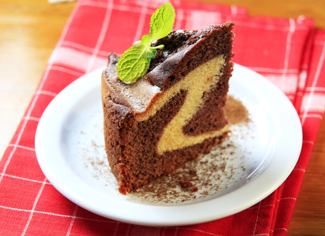 Ciasto łaciate sprawdzi się na niedzielny deser.