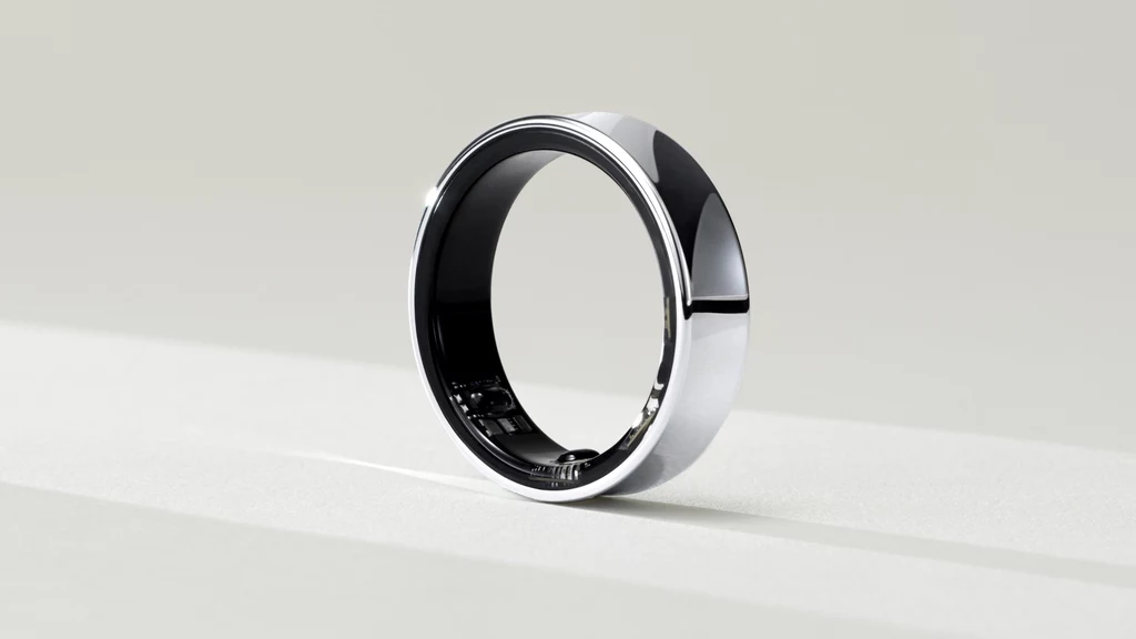 Samsung Galaxy Ring pokazany w trakcie MWC 2024.