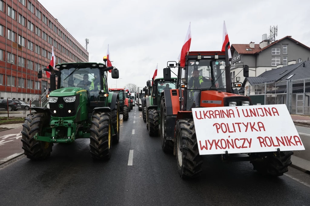 Dla wielu działalność Ukrainy przy kryzysie jawi się jako nie tylko niewystarczająca, ale także obraźliwa pod kątem przekazanej pomocy, co naturalnie napędza konflikt