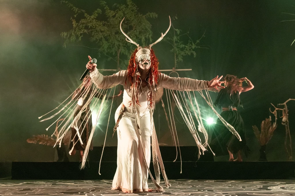 Maria Franz (Heilung) w akcji