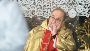 CBA w fundacji ojca Rydzyka. Mnożą się problemy redemptorysty z Torunia