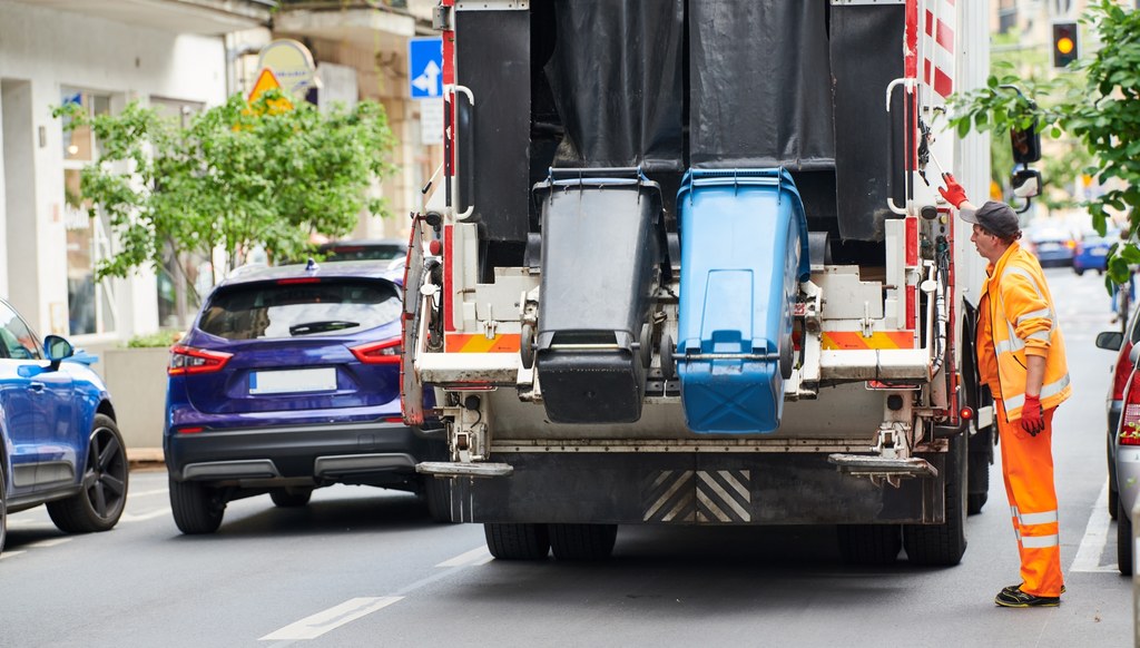 Komisja Europejska wezwała aż 18 krajów UE do wytłumaczenia, dlaczego nie osiągnęły celów recyklingu odpadów za 2020 r. Wśród tych krajów jest Polska