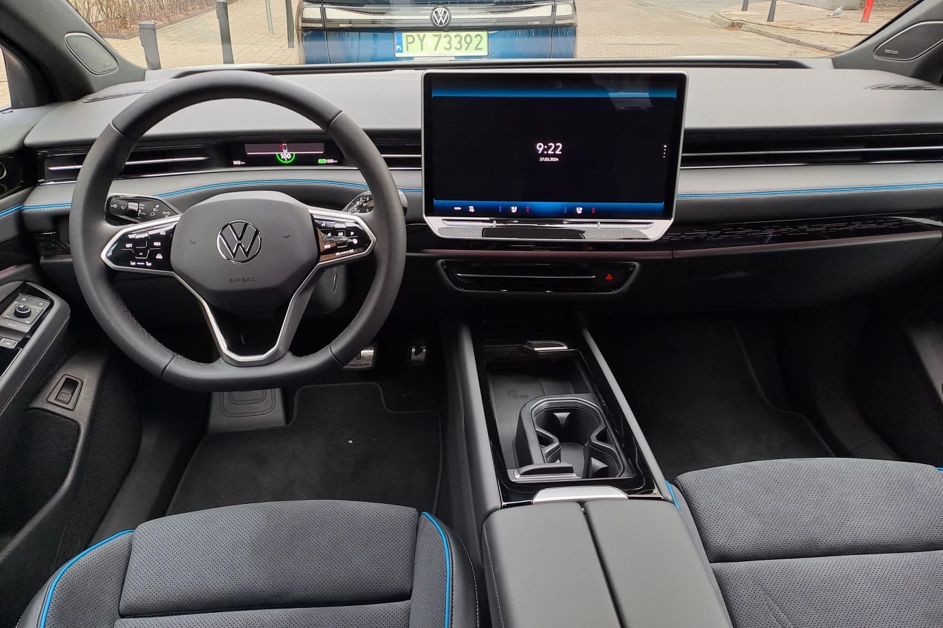 Volkswagen ID.7 oferowany jest w dwóch wersjach wyposażenia.