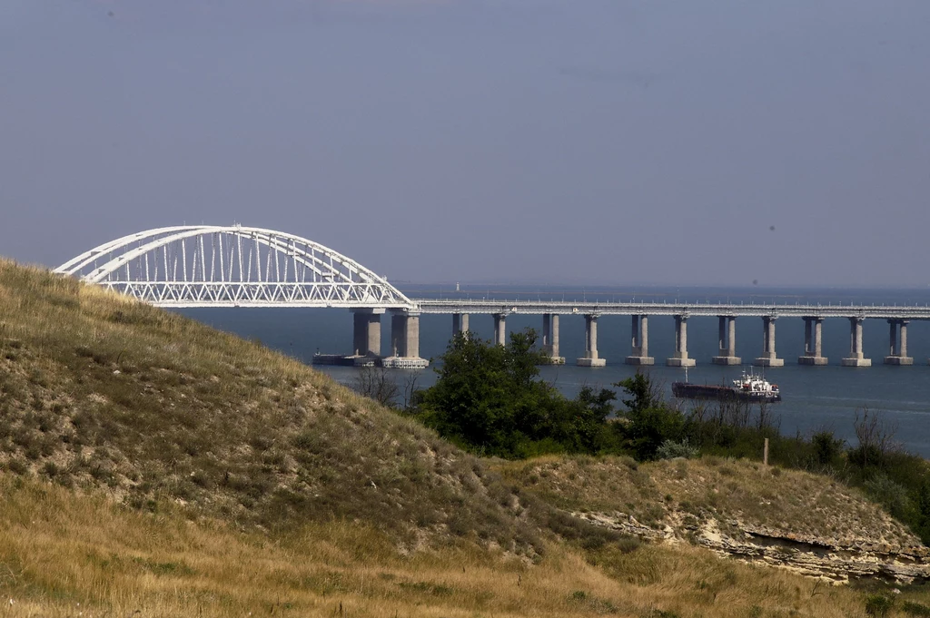 Rosja musi budować "obejście". Most Krymski zagrożony ukraińskimi atakami