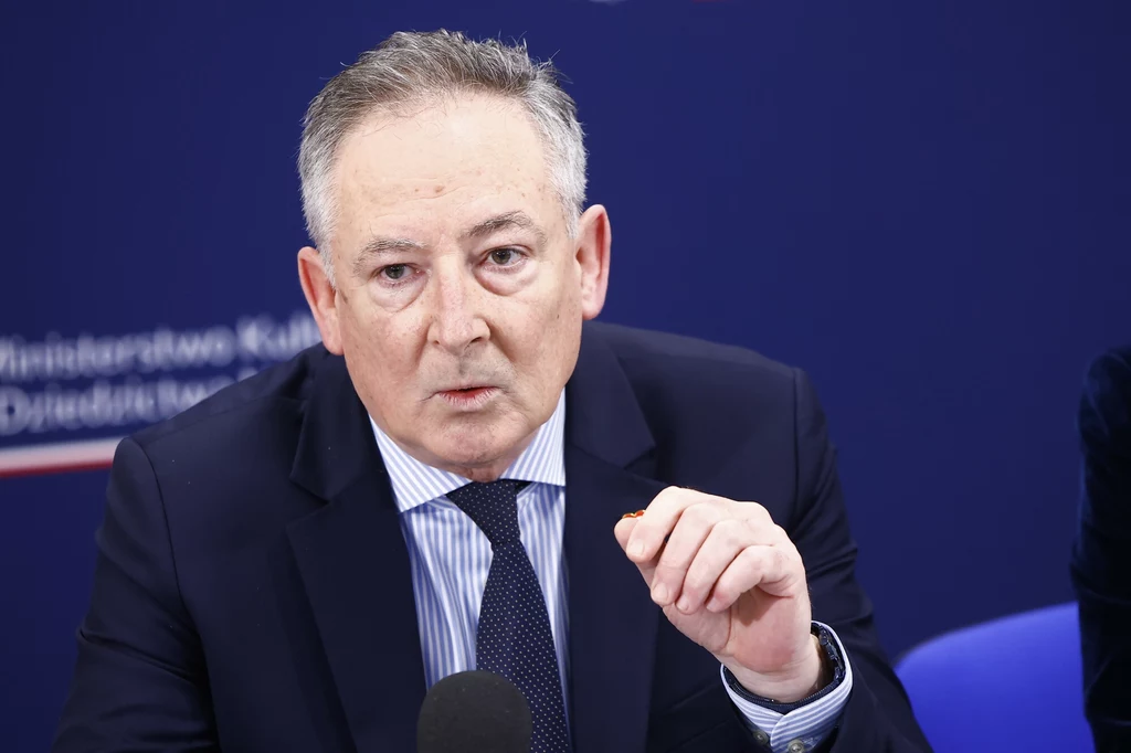 Minister kultury i dziedzictwa narodowego Bartłomiej Sienkiewicz zapowiedział nowelizację ustawy o prawie autorskim i prawach pokrewnych