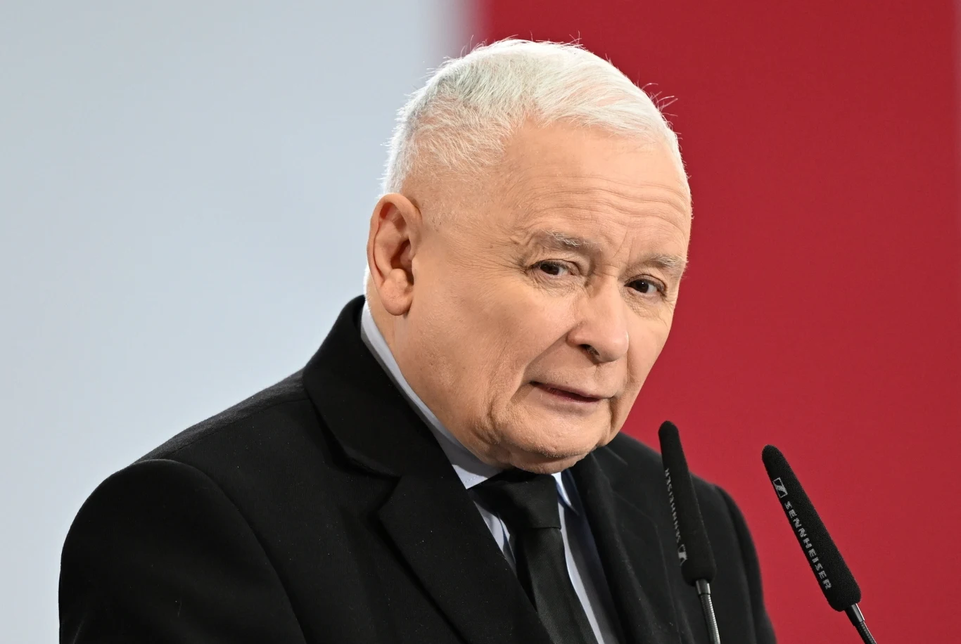 Od stycznia politycy PiS, w tym Jarosław Kaczyński, w ramach objazdu po Polsce organizują Spotkania Wolnych Polaków Od stycznia politycy PiS, w tym Jarosław Kaczyński, w ramach objazdu po Polsce organizują Spotkania Wolnych Polaków