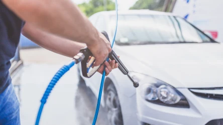 Podstawowy większości kierowców na myjni. Wyrzucasz pieniądze w błoto