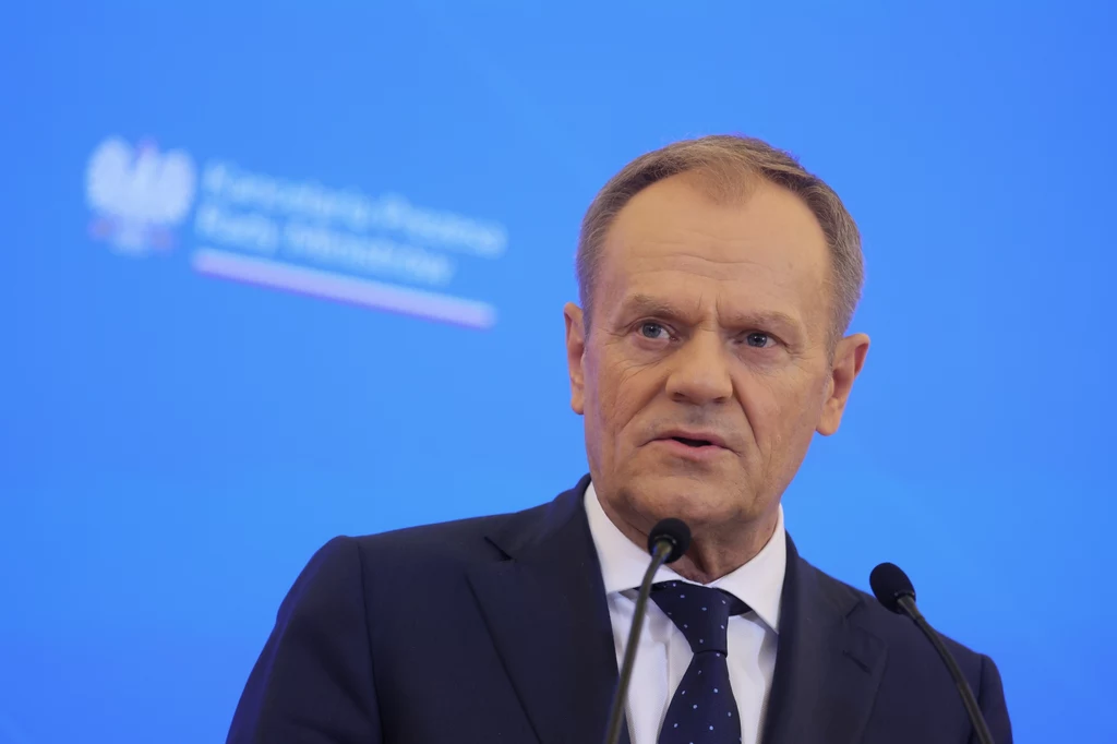 Premier Donald Tusk zabrał głos po spotkaniu z rolnikami w Warszawie Premier Donald Tusk zabrał głos po spotkaniu z rolnikami w Warszawie