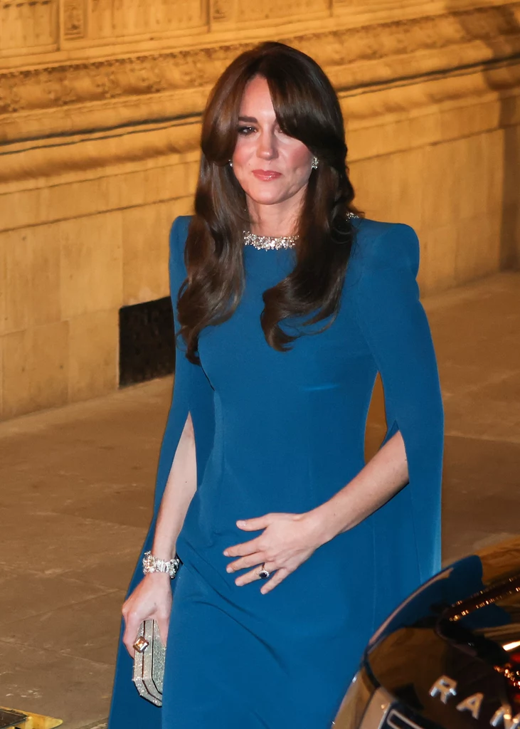 Czy księżna Kate przeszła plastykę brzucha?