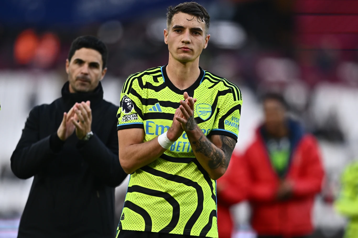 Jakub Kiwior i Mikel Arteta Jakub Kiwior i Mikel Arteta