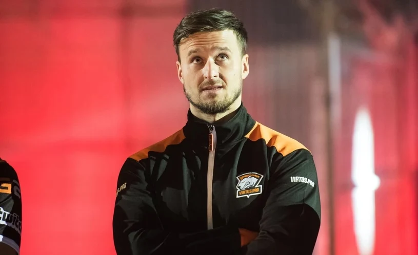 Jarosław "pashaBiceps" Jarząbkowski