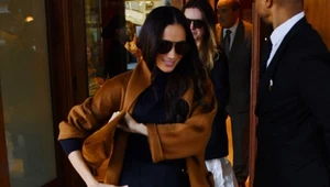 Minimalistyczny styl Meghan Markle podbija świat mody. Ten płaszcz to hit