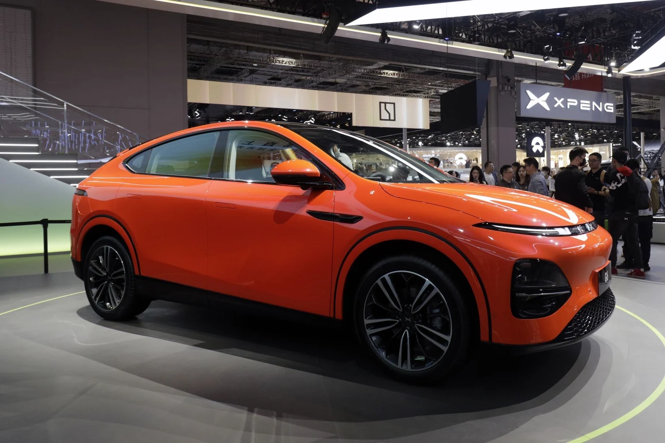 Jednym z aut produkowanych przez firmę XPeng jest model G6.