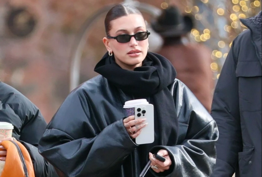 Hailey Bieber od lat nazywana jest ikoną stylu 