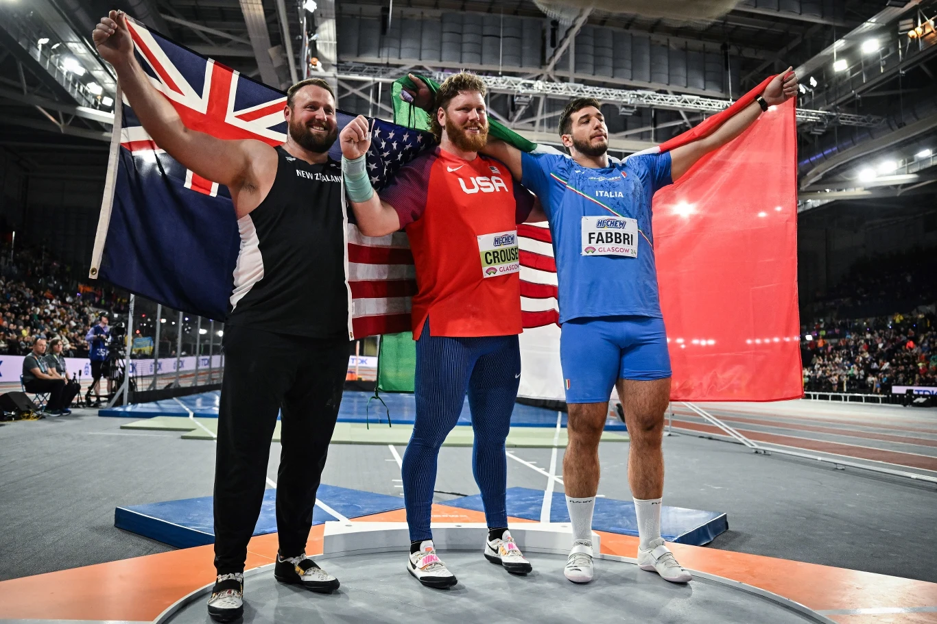 Medaliści HMŚ w komplecie: Tom Walsh, Ryan Crouser i Leonardo Fabbri