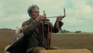 Mads Mikkelsen w filmie "Bękart"