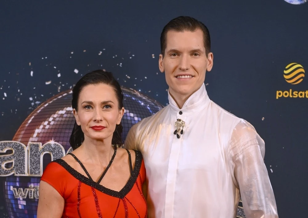 Najlepsze oceny nowego jury otrzymali Anita Sokołowska z Jackiem Jeschke za tango i Aleks Mackiewicz z Izabelą Skierską za walca wiedeńskiego. Najlepsze oceny nowego jury otrzymali Anita Sokołowska z Jackiem Jeschke za tango i Aleks Mackiewicz z Izabelą Skierską za walca wiedeńskiego.