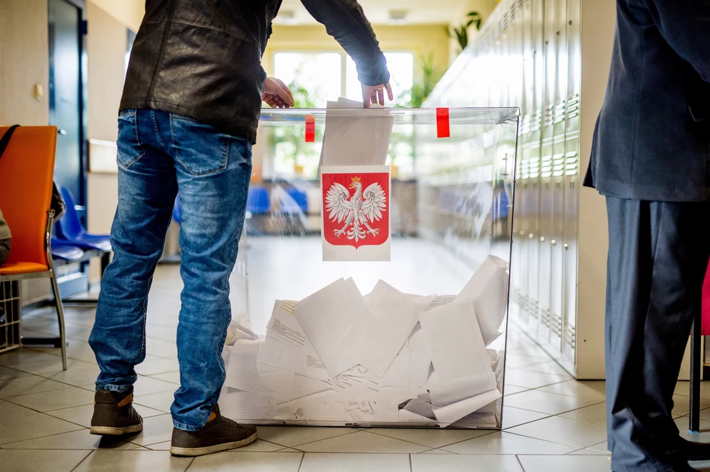 Wybory samorządowe 2024 odbywają się 7 kwietnia Wybory samorządowe 2024 odbywają się 7 kwietnia