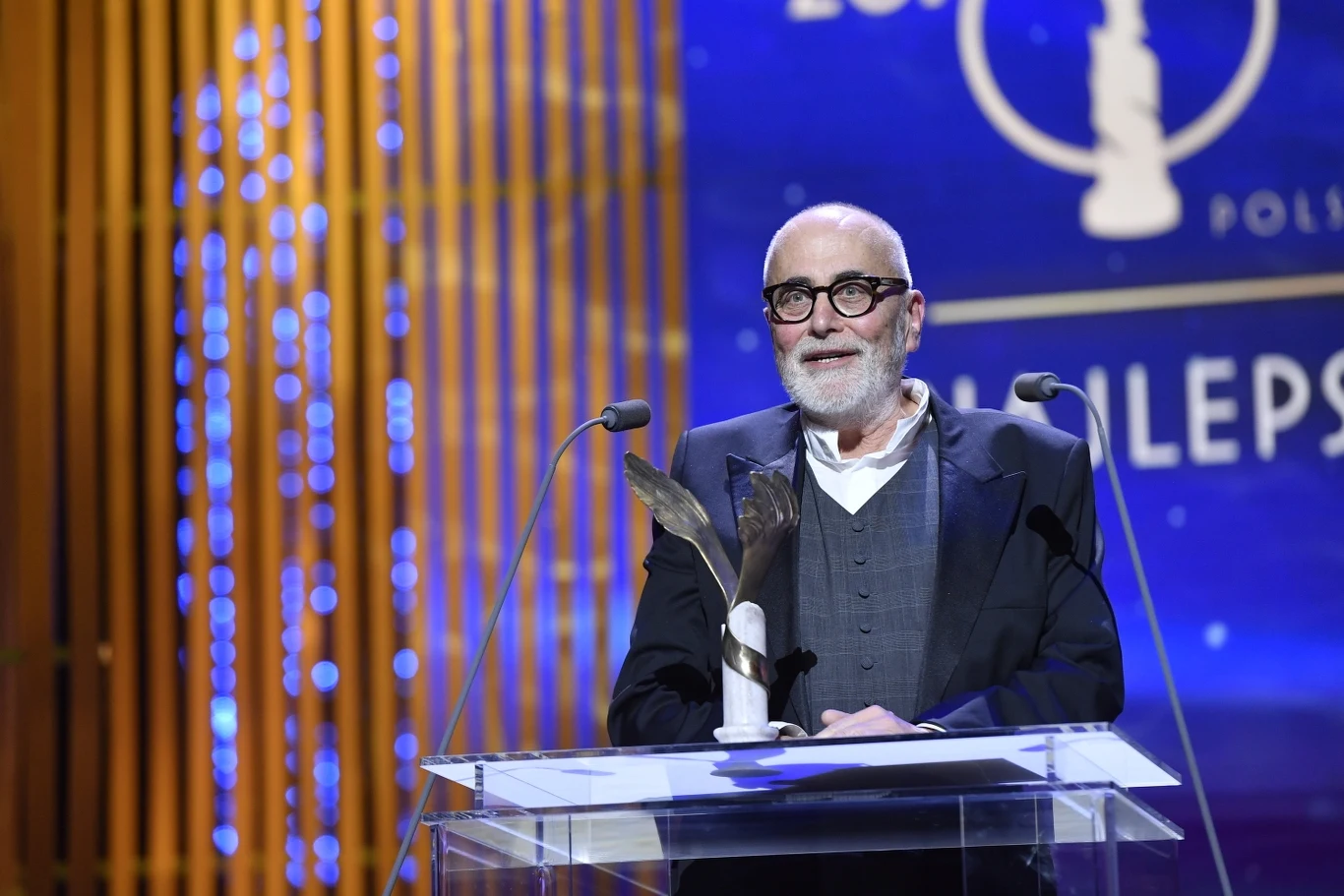 Nikodem Chabior laureatem Orła 2024 w kategorii Najlepszy Montaż za film "Filip". W imieniu montażysty statuetkę odebrał scenarzysta i reżyser filmu Michał Kwieciński