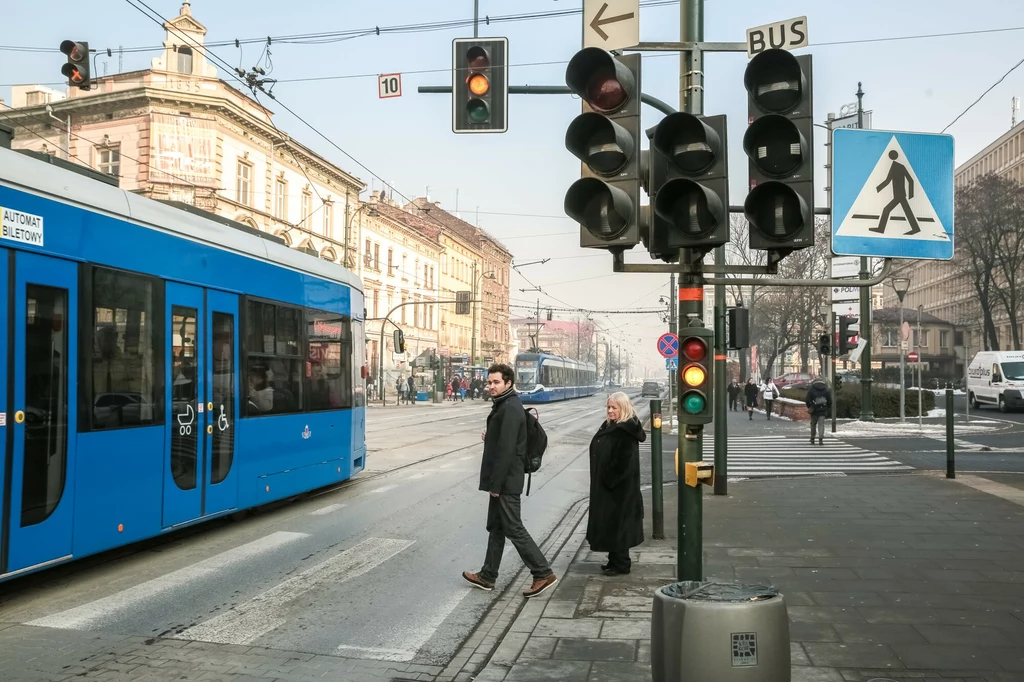 Duża awaria sygnalizacja świetlnej w Krakowie spotkała się z wieloma pochwałami ze strony kierowców