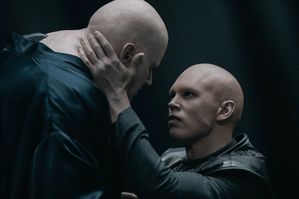 Austin Butler i Stellan Skarsgard w filmie "Diuna: Część druga"