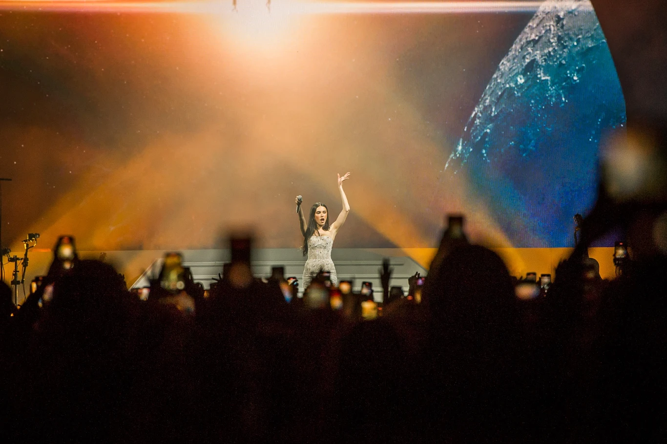 Zobacz zdjęcia z koncertu Madison Beer w Warszawie!