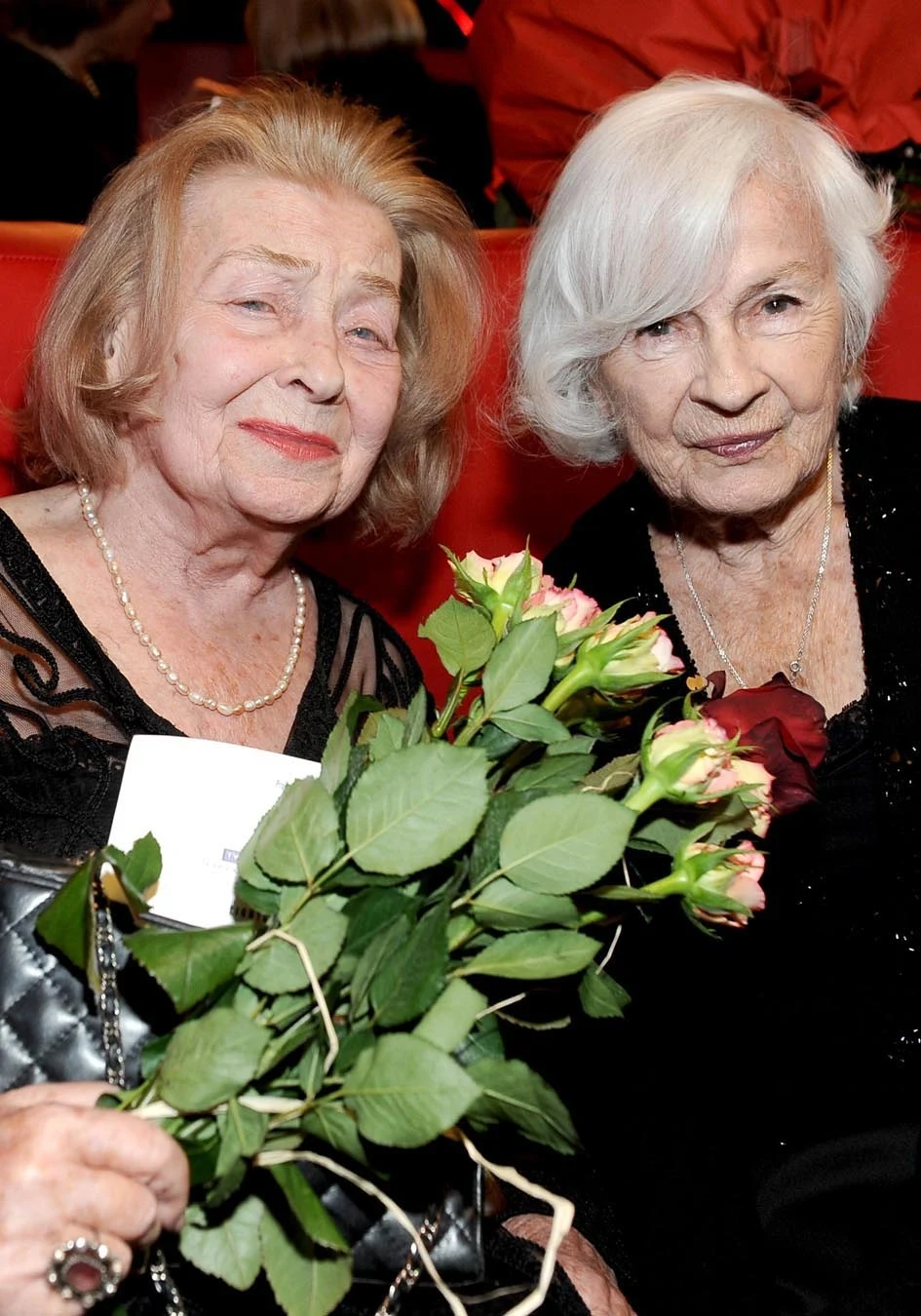 Nina Andrycz i Danuta Szaflarska