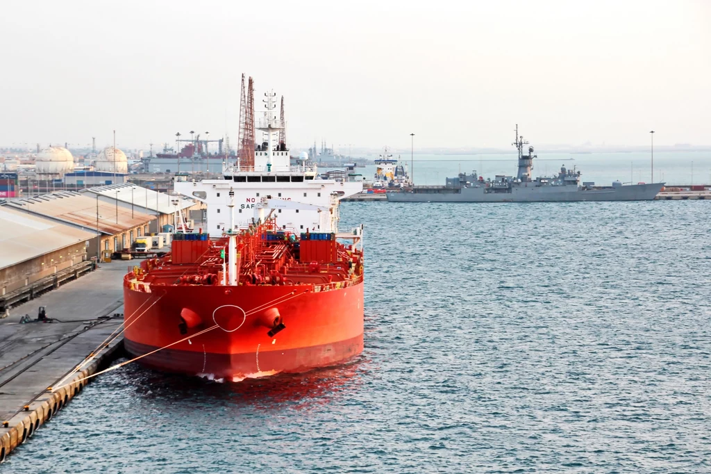 Na Morzu Czerwonym zatonął statek przewożący ponad 20 tys. ton syntetycznych nawozów