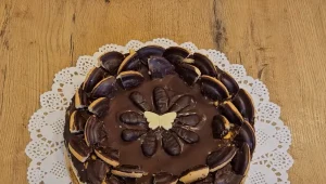 To ciasto smakuje każdemu. Przepis na sernik na delicjach mam od przyjaciółki