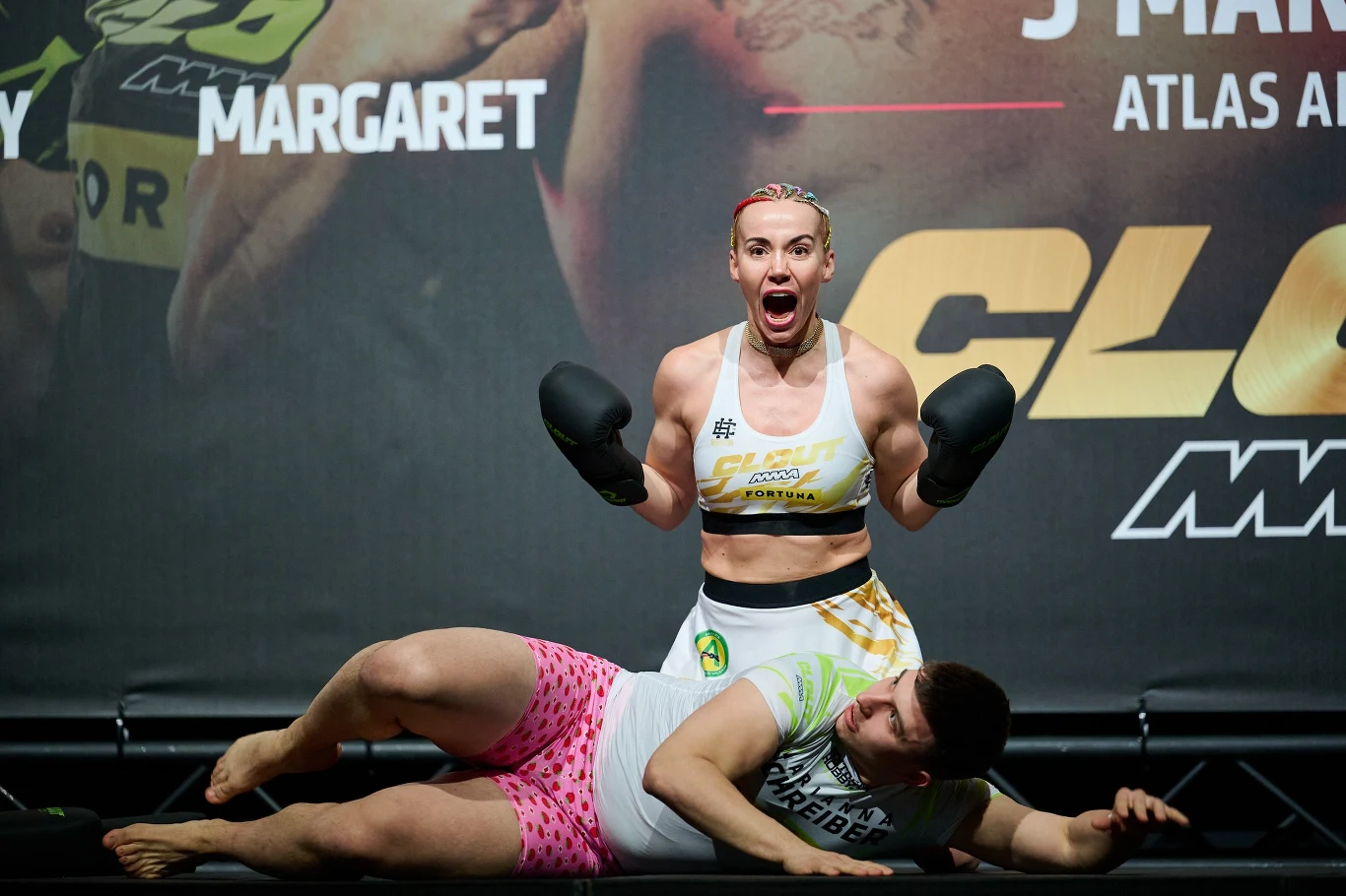 Clout MMA: Marianna Schreiber