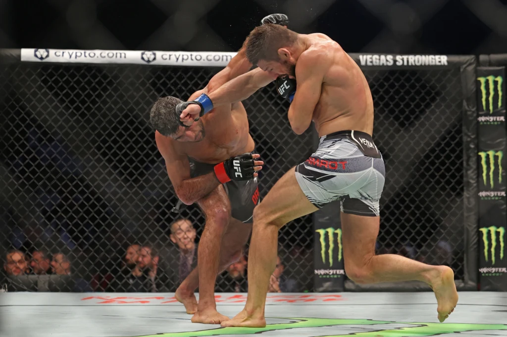 Mateusz Gamrot (z prawej) Mateusz Gamrot (z prawej)