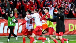 Szaleństwo komentatora po golu Widzewa z Legią. Nie zapanował nad językiem
