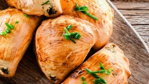 Przepis na te pierogi mam od ciotki z Podlasia. Mają skórkę chrupiącą, jak żadne inne