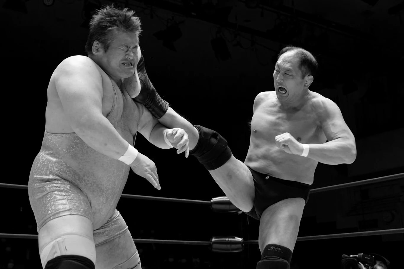 Yutaka Yoshie (po lewej)